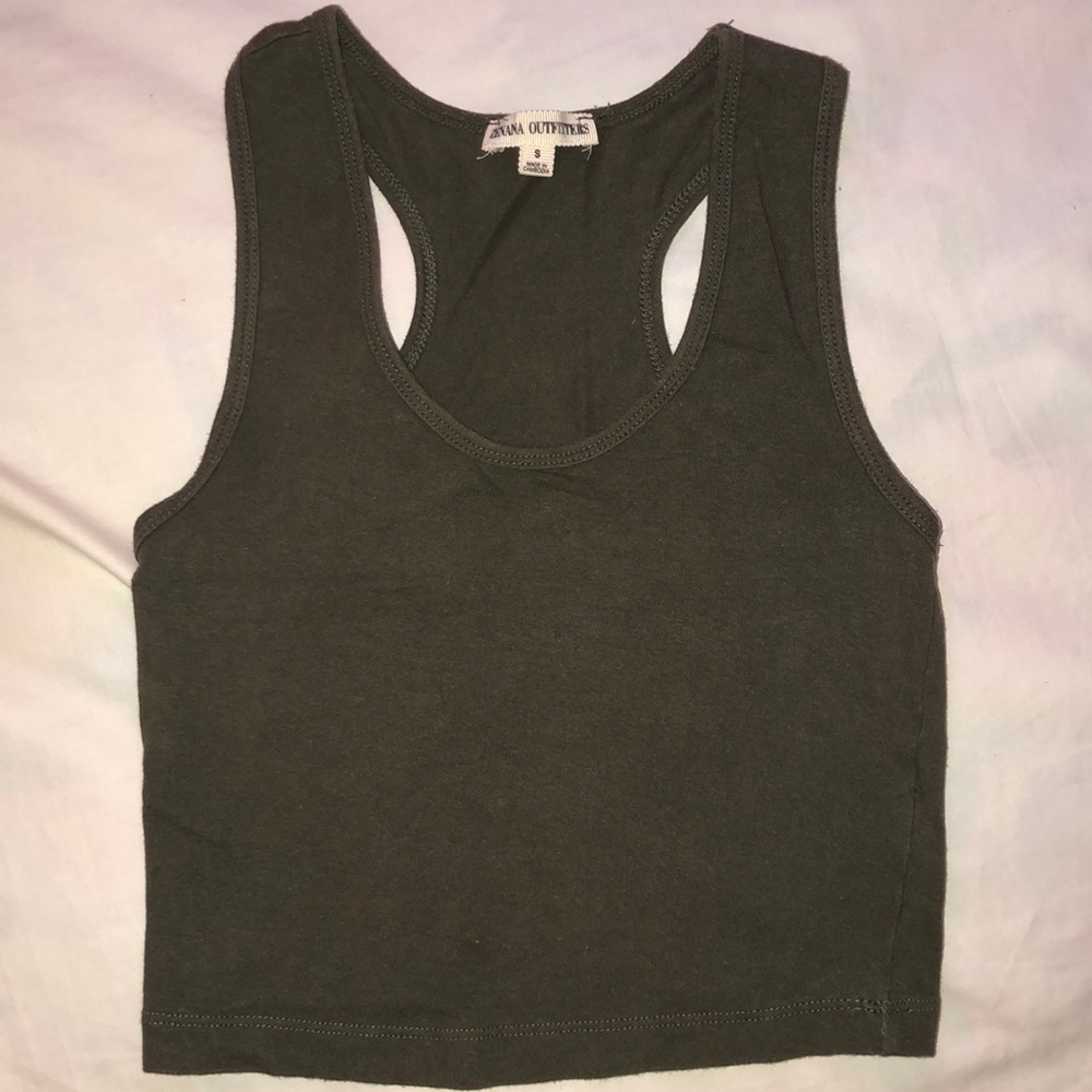 cropped tank top